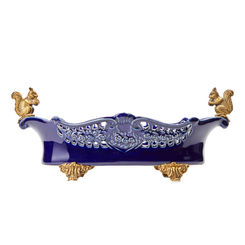 Чаша темно-синего цвета из фарфора с бронзовыми фигурками белок Eden Garden porcelain and bronze Темно-синий Бронза Чаша темно-синего цвета из фарфора с бронзовыми фигурками белок Eden Garden porcelain and bronze Темно-синий Бронза в Краснодаре | Loft Concept