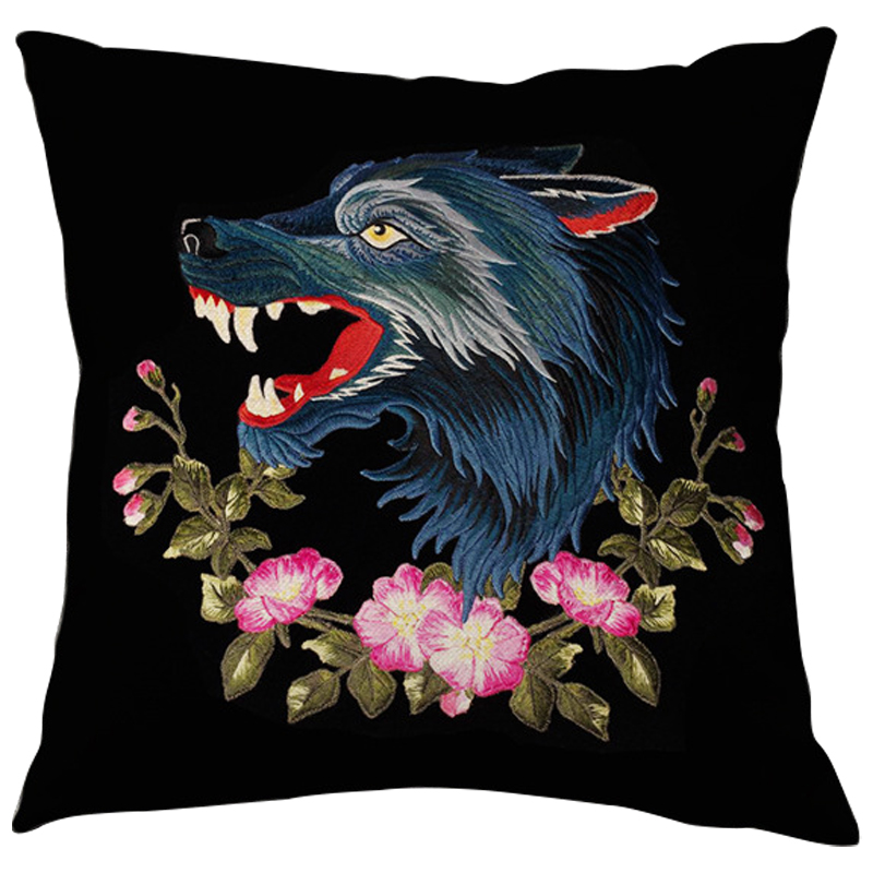 Декоративная подушка с вышивкой Стиль Gucci Wolf Black Черный Мульти в Краснодаре | Loft Concept 