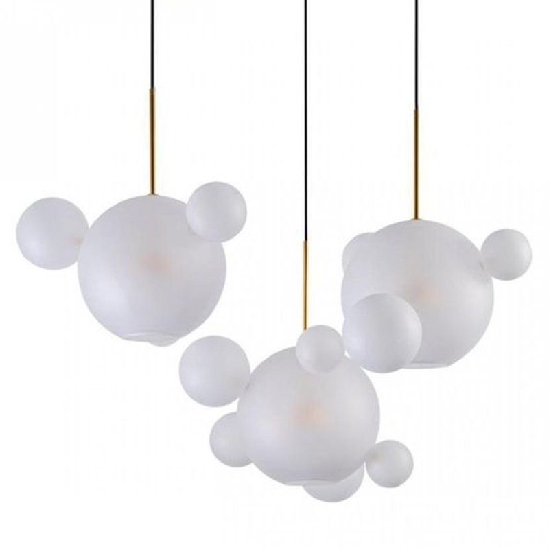 Светодиодный светильник Giopato & Coombes Bubble Chandelier Linear матовое белое стекло 3 плафона Белый Золотой в Краснодаре | Loft Concept 