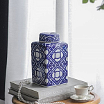 Ваза прямоугольной формы с крышкой и геометрическим узором в сине-белых цветах Blue & White Ornament  варинант исполнения - 6 | Loft Concept в Краснодаре