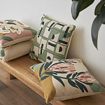 Подушка декоративная зеленого цвета с геометрическим рисунком Divine Abstractions варинант исполнения - 5 | Loft Concept в Краснодаре