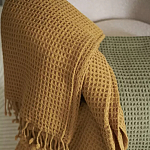 Плед из шерсти цвета охры с бахарамой Waffle Comfort варинант исполнения - 4 | Loft Concept в Краснодаре