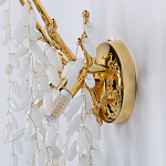 Бра золотого цвета с ветвями и белыми овальными стеклянными подвесками Droplet Chandelier варинант исполнения - 6 | Loft Concept в Краснодаре