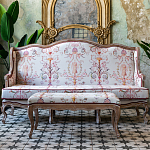 Банкетка из массива бука бежевая с растительным орнаментом Raffael Beige Floral Banquette варинант исполнения - 4 | Loft Concept в Краснодаре