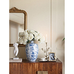 Ваза фарфоровая с узким горлышком и синими цветочными мотивами Independence варинант исполнения - 5 | Loft Concept в Краснодаре