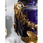 Подсвечник из темно-синего фарфора с бронзовыми элементами и цветами Eden Garden варинант исполнения - 7 | Loft Concept в Краснодаре