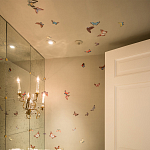 Обои ручная роспись Butterflies Icarus on Rose Shadow metallic silk варинант исполнения - 1 | Loft Concept в Краснодаре