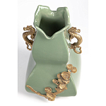 Ваза зеленого цвета из фарфора с бронзовыми ручками в виде драконов и рельефным цветочным декором Eden Garden porcelain and bronze варинант исполнения - 6 | Loft Concept в Краснодаре