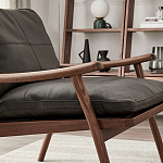 Кресло c каркасом из массива дерева и мягкой кожаной обивкой Walnut Armchair варинант исполнения - 6 | Loft Concept в Краснодаре