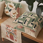 Подушка декоративная зеленого цвета с геометрическим рисунком Divine Abstractions варинант исполнения - 7 | Loft Concept в Краснодаре