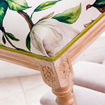 Банкетка из натурального бука золотистая с изображением птиц и цветов Blooming Bird варинант исполнения - 3 | Loft Concept в Краснодаре