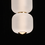 Подвесной светильник с 3-мя округлыми матовыми плафонами из белого стекла Golden Swirl варинант исполнения - 7 | Loft Concept в Краснодаре