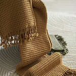 Плед из шерсти цвета охры с бахарамой Waffle Comfort варинант исполнения - 6 | Loft Concept в Краснодаре