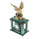 Часы настольные из натурального камня с декором в виде орла Eagle Stone Clock варинант исполнения - 6 | Loft Concept в Краснодаре