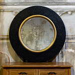 Зеркало в черной фактурной раме с золотым кантом Summon the Light варинант исполнения - 4 | Loft Concept в Краснодаре