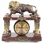 Часы настольные из креноида и бронзы с декором в виде льва Lion Stone Clock варинант исполнения - 1 | Loft Concept в Краснодаре