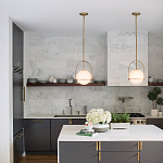 Подвесной светильник с белым плафоном в форме шара в арочной подвеске Hinkley варинант исполнения - 19 | Loft Concept в Краснодаре