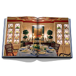 Лимитированная большая подарочная книга Valentino: At the Emperor