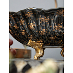 Блюдо черного цвета из фрафора на бронзовых ножках Eden Garden porcelain and bronze варинант исполнения - 5 | Loft Concept в Краснодаре