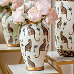 Ваза белая овальная с рисунком леопардов и золотыми акцентами LEOPARD Collection варинант исполнения - 5 | Loft Concept в Краснодаре