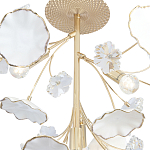 Потолочный светильник с золотыми ветвями и белыми лепестками на круглом рельефном основании Wintery flovers варинант исполнения - 2 | Loft Concept в Краснодаре