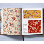 Подарочная  Книга для дизайнеров The Book of Printed Fabrics. 16th - today XXL варинант исполнения - 7 | Loft Concept в Краснодаре