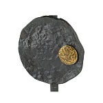 Столик приставной с абстрактным основанием и акцентом в виде золотистого диска Heavenly Space варинант исполнения - 5 | Loft Concept в Краснодаре