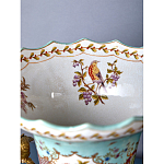 Ваза из голубого фарфора с рисунком птиц и цветов и декоративными элементами Blue Garden варинант исполнения - 8 | Loft Concept в Краснодаре