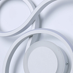 Бра белого цвета с изогнутыми световыми линиями и круглым основанием Luke Lampco Tracer Lamp варинант исполнения - 5 | Loft Concept в Краснодаре