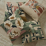 Подушка с цветочным принтом Blooming Elegance Lily варинант исполнения - 5 | Loft Concept в Краснодаре