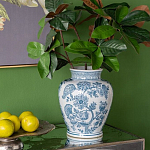 Ваза округлой формы белого цвета с синим растительным узором Blue & White Ornament  варинант исполнения - 5 | Loft Concept в Краснодаре