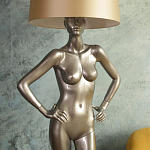 Лампа MANNEQUIN LAMP с абажуром руки на талии варинант исполнения - 8 | Loft Concept в Краснодаре