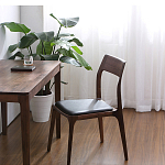 Стул деревянный с мягким сиденьем из черной натуральной кожи Moon Walnut Furniture варинант исполнения - 2 | Loft Concept в Краснодаре