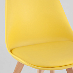 Стул с основой из пластика и мягким сиденьем Arvika Yellow варинант исполнения - 7 | Loft Concept в Краснодаре