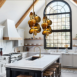 Люстра креативная из дисков цвета латунь Constellation Light and Style варинант исполнения - 4 | Loft Concept в Краснодаре