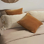 Чехол на подушку горчичного цвета с бахромой и объемным узором Ethnic mix варинант исполнения - 7 | Loft Concept в Краснодаре