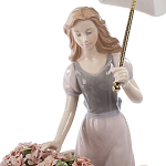 Статуэтка фарфоровая Девушка с цветами Charming Statuette варинант исполнения - 1 | Loft Concept в Краснодаре