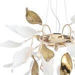 Люстра подвесная с белыми матовыми и золотыми глянцевыми листьями Wintery flovers варинант исполнения - 3 | Loft Concept в Краснодаре