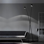 Торшер с изогнутой черной металлической стойкой и цилиндрическим плафоном Davide Groppi варинант исполнения - 6 | Loft Concept в Краснодаре