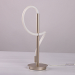 Настольная лампа белым изогнутым плафоном на круглой подставке Luke Lampco Tracer Lamp варинант исполнения - 8 | Loft Concept в Краснодаре