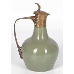 Кувшин зеленого цвета из фарфора с бронзовой крышкой и изогнутой ручкой Eden Garden porcelain and bronze варинант исполнения - 1 | Loft Concept в Краснодаре