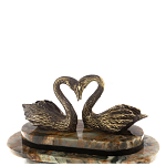 Часы настольные из натурального камня с декором в виде двух лебедей Swans Stone Clock варинант исполнения - 4 | Loft Concept в Краснодаре