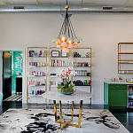 Люстра с 15-ю белыми  плафонами с золотой внутренней поверхностью Hinkley варинант исполнения - 4 | Loft Concept в Краснодаре