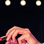 Штора Seletti Lipstick Black варинант исполнения - 1 | Loft Concept в Краснодаре