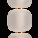 Подвесной светильник с 3-мя округлыми матовыми плафонами из белого стекла Golden Swirl варинант исполнения - 6 | Loft Concept в Краснодаре