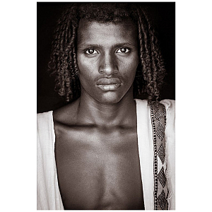 Фото John Kenny Assaita