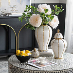 Ваза с золотыми полосами на белом фоне Chinoiserie Ceramics варинант исполнения - 3 | Loft Concept в Краснодаре