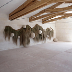 Большая дизайнерская Инсталляция из соломы RAFFIA Installation  варинант исполнения - 6 | Loft Concept в Краснодаре