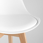 Стул с основой из пластика и мягким сиденьем Arvika White варинант исполнения - 7 | Loft Concept в Краснодаре