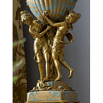 Ваза голубого цвета из фарфора с золотым растительным орнаментом и бронзовыми фигурками женщин Eden Garden porcelain and bronze варинант исполнения - 6 | Loft Concept в Краснодаре